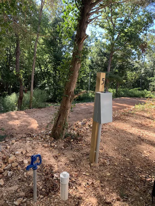 Cedar Ridge RV Park Picture 5