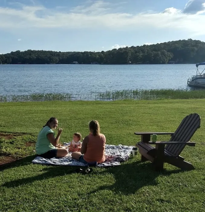 Clear Creek Cove RV Resort Picture 2