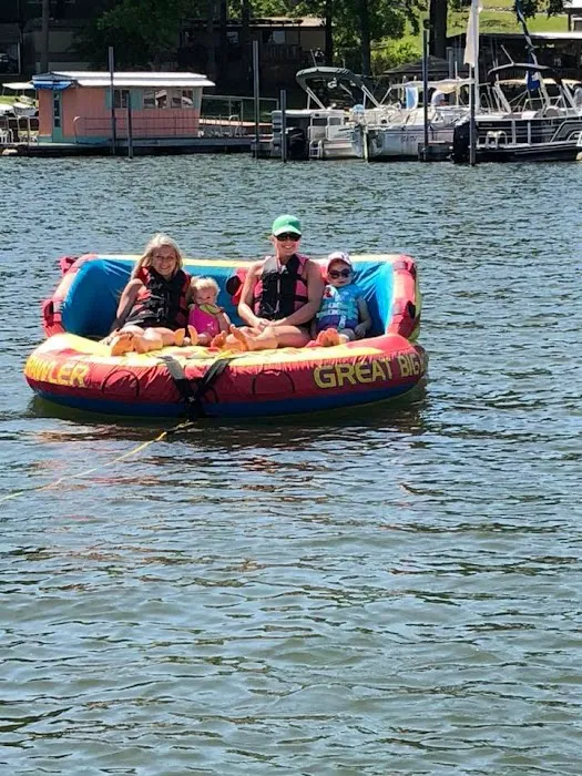 Clear Creek Cove RV Resort Picture 10