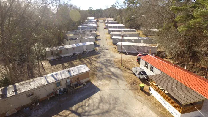 Brandy's Mobile Home Park Picture 10