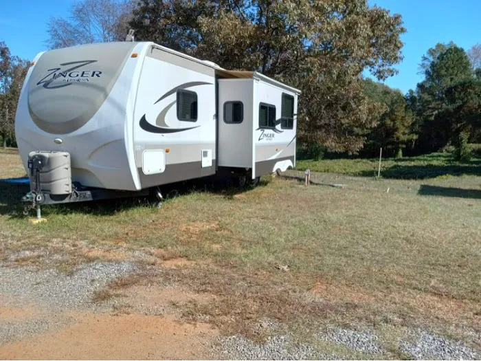 Burnt Springs RV Park Picture 7