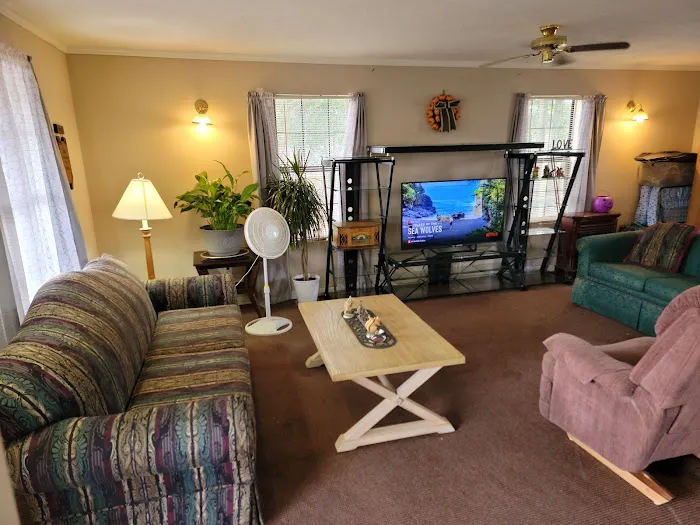 Pines RV Park Picture 5