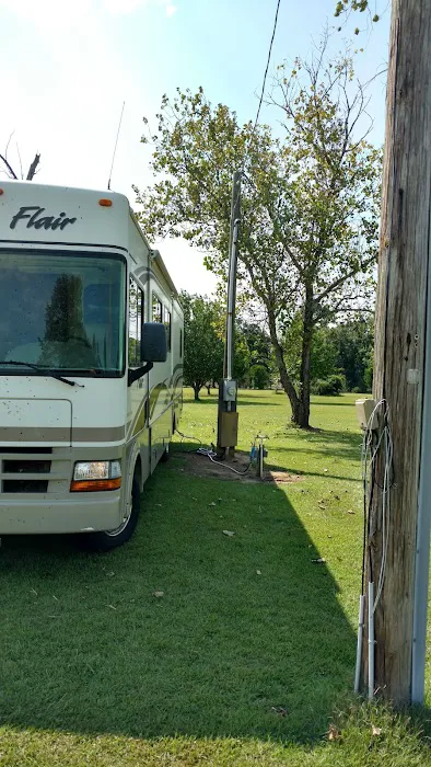 Piddlers Ridge Long-term RV Park Picture 10