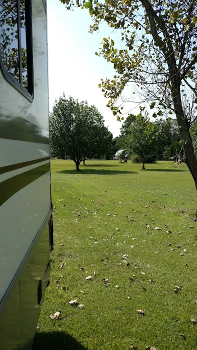 Piddlers Ridge Long-term RV Park Picture 9