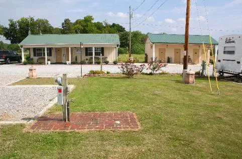 Heritage Acres RV Park Picture 5
