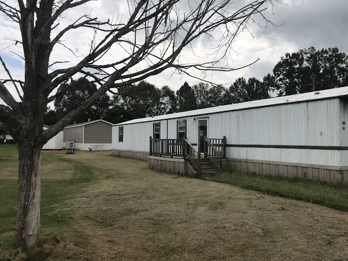 Payne Creek Village Mobile Home Picture 4