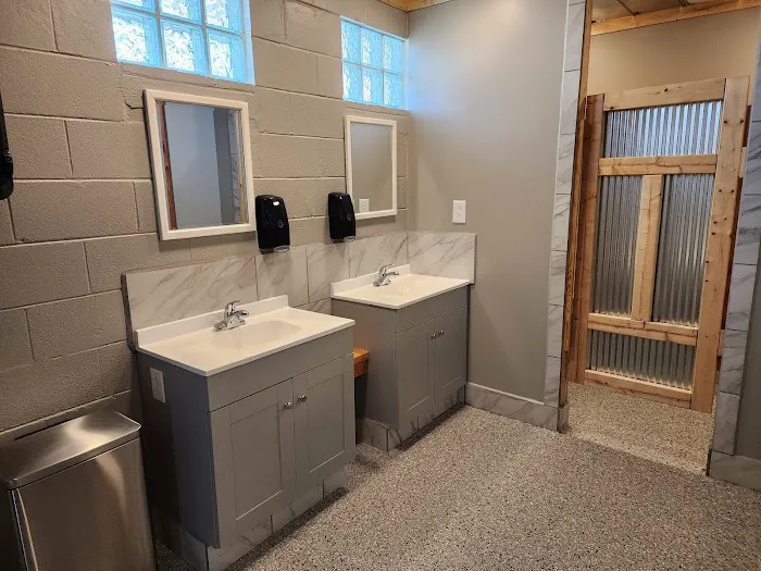 Parkers Crossroads RV Park Picture 2