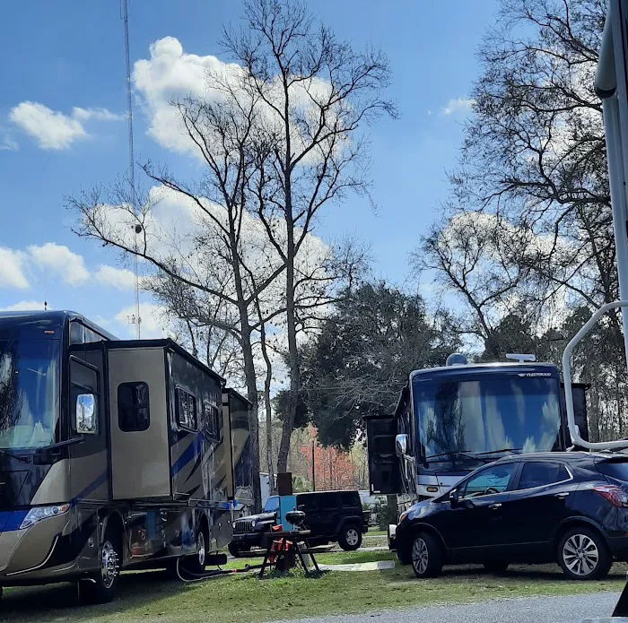 Southern Retreat RV Park Picture 4