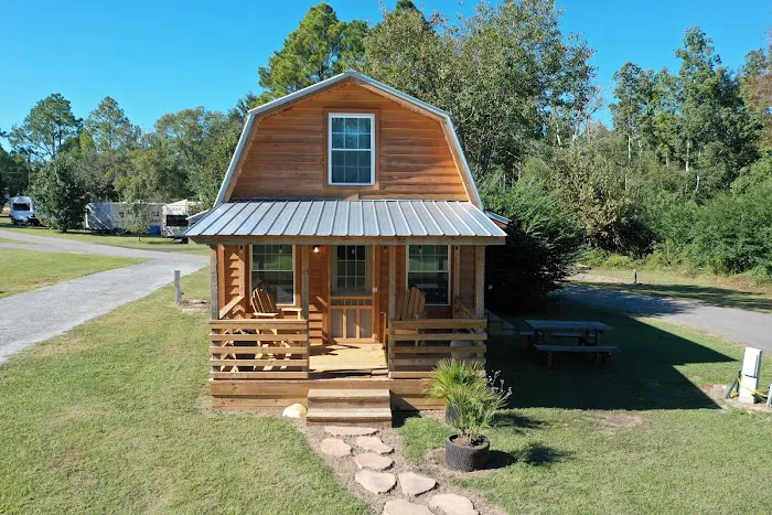 Outdoor Adventure Retreats - Wanee Lake Golf & RV Park Picture 1