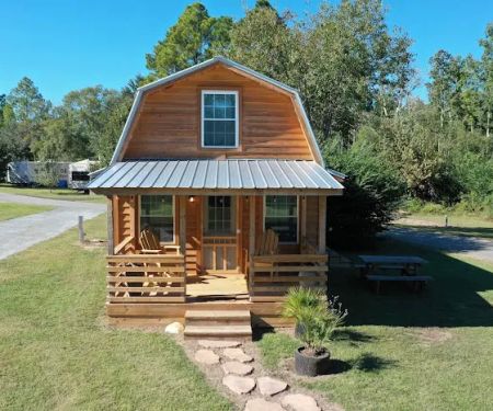 Outdoor Adventure Retreats - Wanee Lake Golf & RV Park