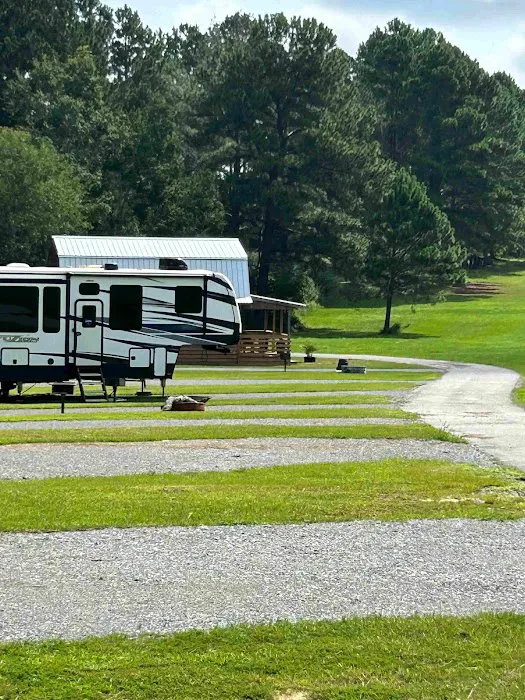 Outdoor Adventure Retreats - Wanee Lake Golf & RV Park Picture 8