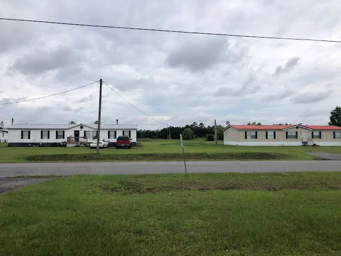 Sunshine Acres Mobile Home Community Picture 2