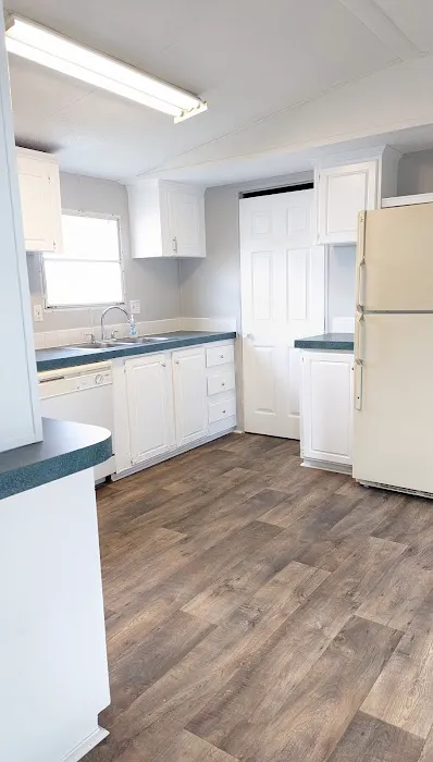 Crows Estates Mobile Home Community Picture 10