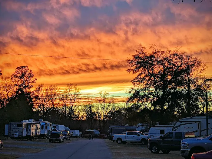 Valdosta Oaks Rv Park Picture 1