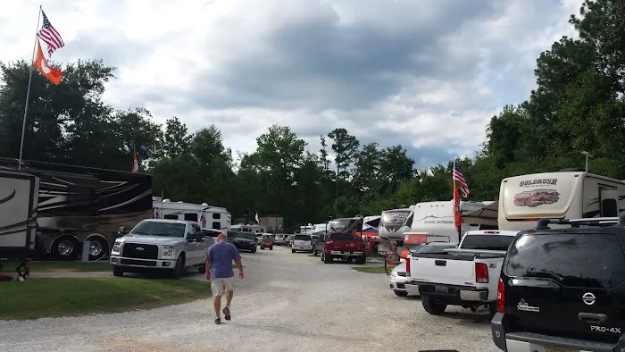 Eagle's Landing RV Park Picture 3