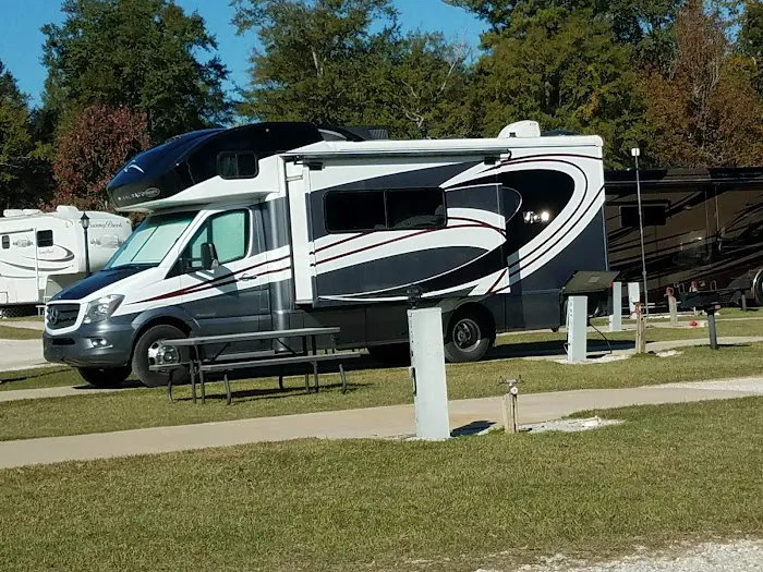 Eagle's Landing RV Park Picture 10