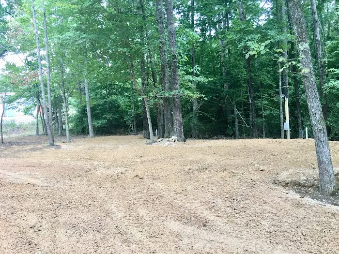 Cedar Ridge RV Park - Birdsong Mini-Storage Picture 3