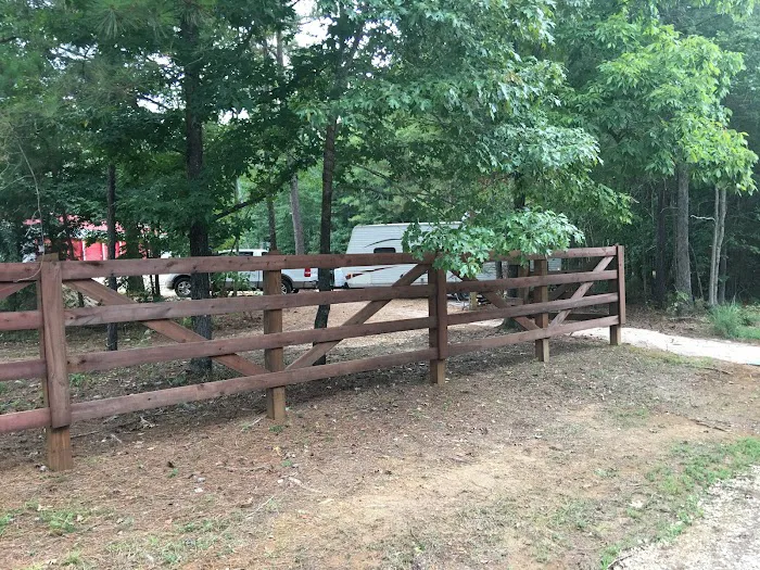 Cedar Ridge RV Park - Birdsong Mini-Storage Picture 1