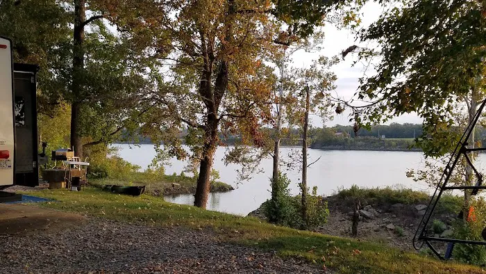 Red Dog campground and Rv Park Picture 1