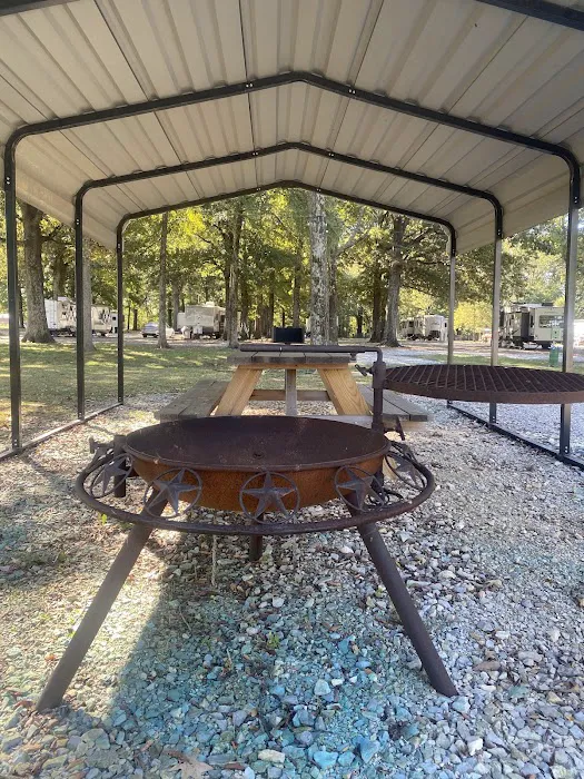 Lucky Camper & RV (Formerly Perkins RV Park) Picture 3