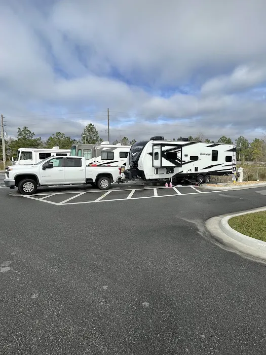 Love's RV Hookup Picture 8