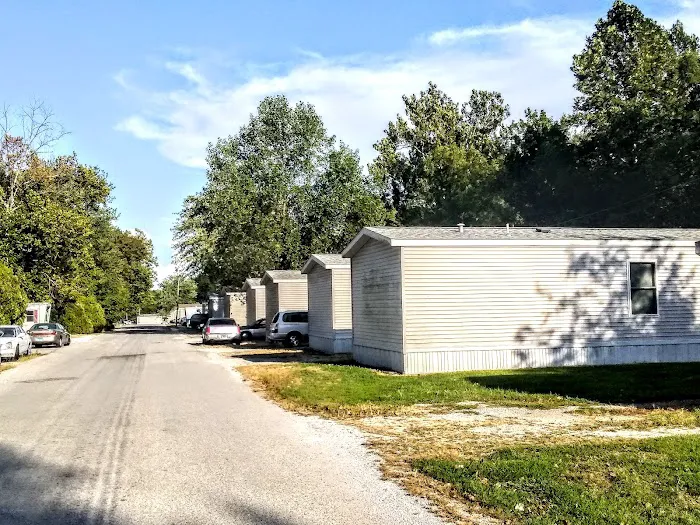 Town & Country Mobile Home Picture 2
