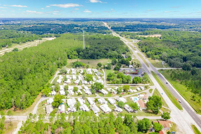 Sunny Pines Community Picture 3
