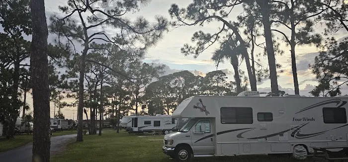 Swan Lake Village & RV Resort Picture 10