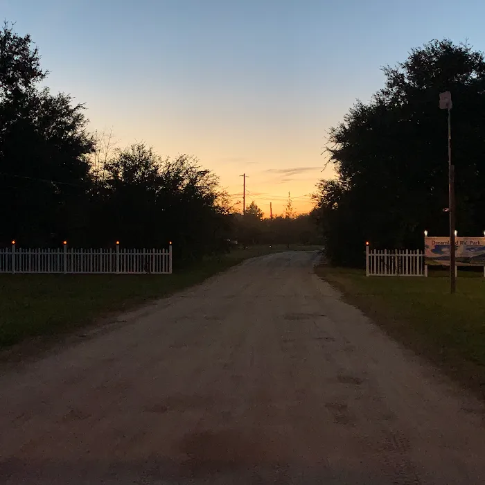 Dreamland RV Park Picture 6