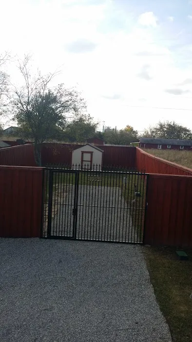 Little Corral RV and MHP Community Picture 9