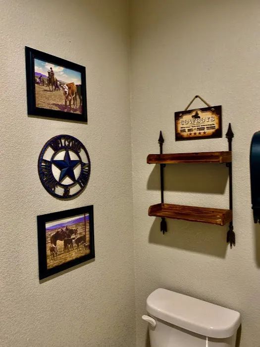 Wandering Oaks RV Resort Picture 2