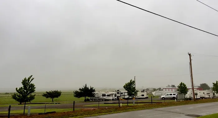 Fort Cobb RV Park and Storage Picture 5