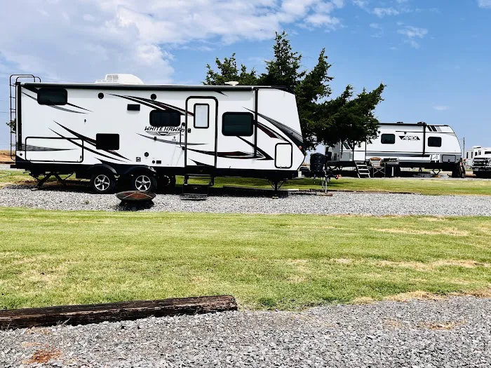 Fort Cobb RV Park and Storage Picture 3