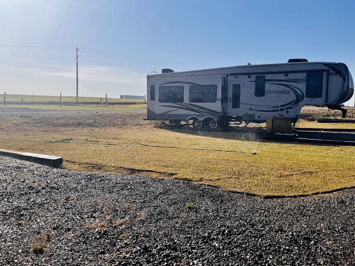 Fort Cobb RV Park and Storage Picture 9