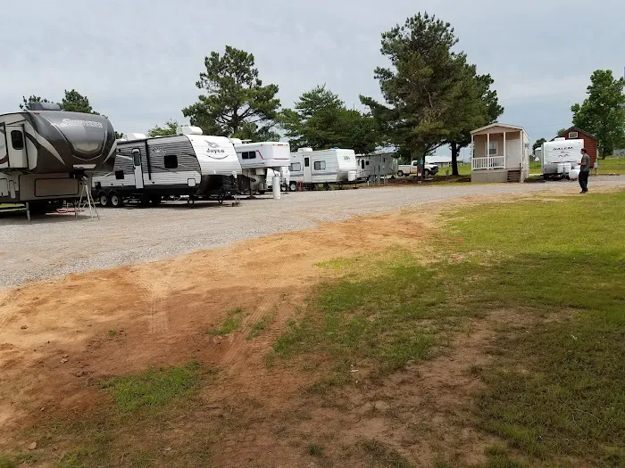 Red's Rockin RV Park Picture 1