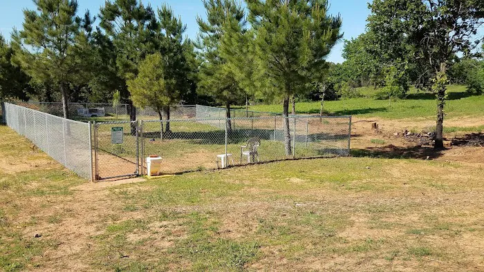 Red's Rockin RV Park Picture 6