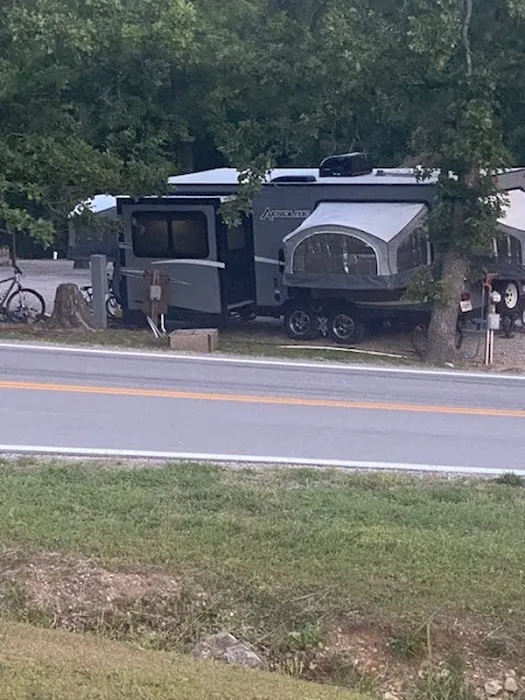 Table Rock Lake RV Resort Picture 2