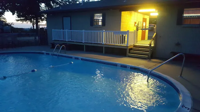 Wanderlust RV Park & Cabins Picture 2