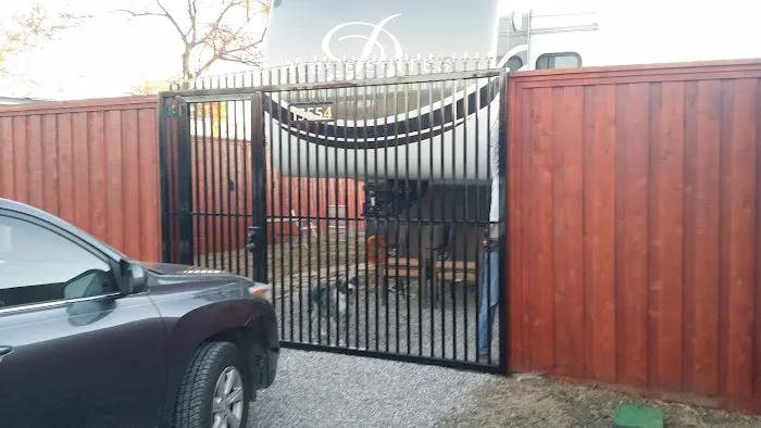 Pebble Beach RV Park Picture 10