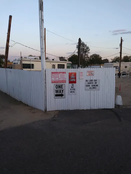 A & F Trailer & RV Park Picture 10