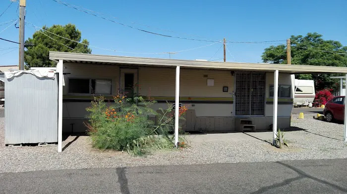 Yucca Court Mobile Home Park Picture 3