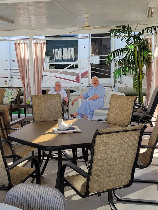 Palm Aire Court Picture 8