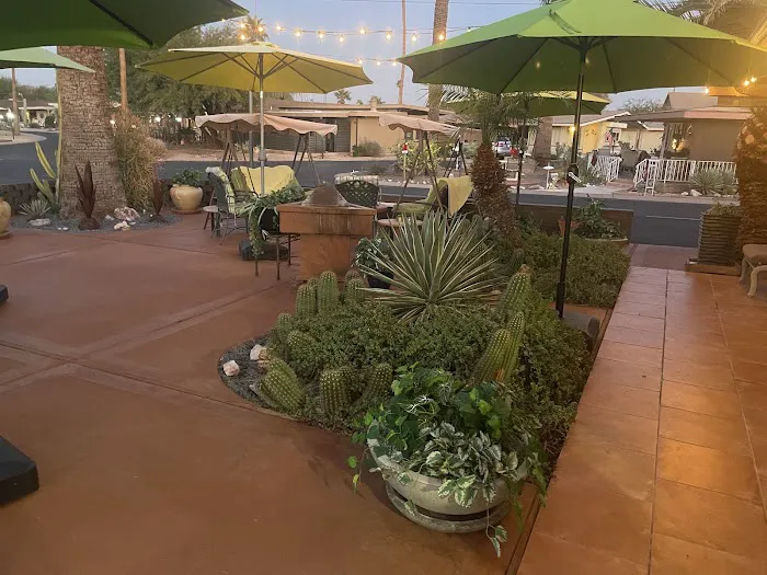 Oasis Park Co Picture 8