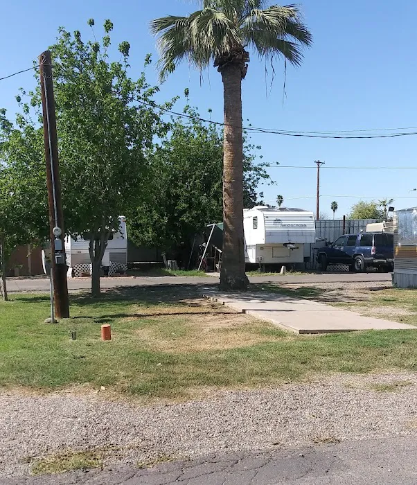 Rose Terrace mobile home & trailer park Picture 1