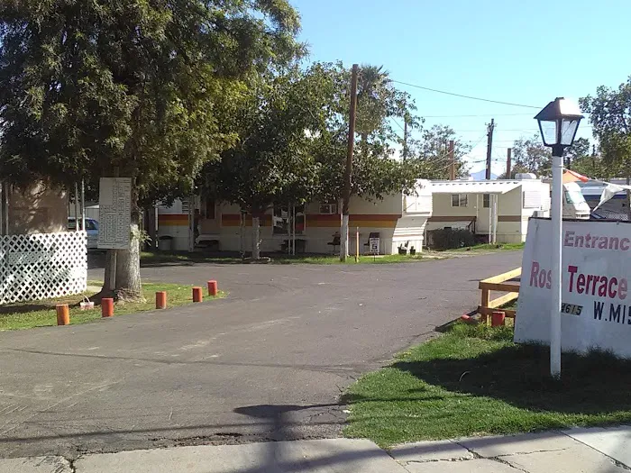 Rose Terrace mobile home & trailer park Picture 9