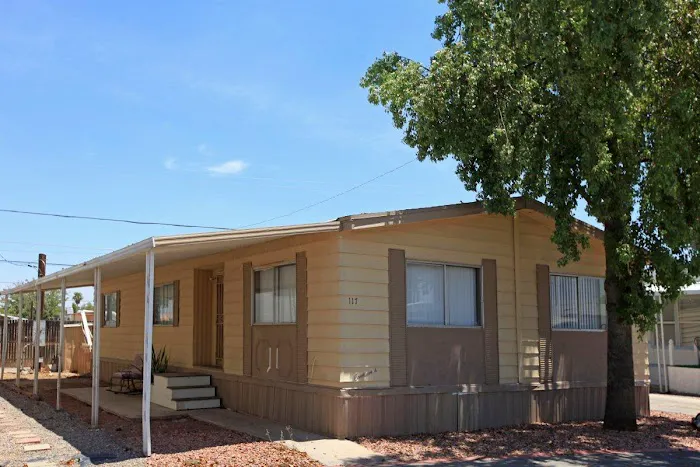 Flamingo Mobile Home & RV Park Picture 9