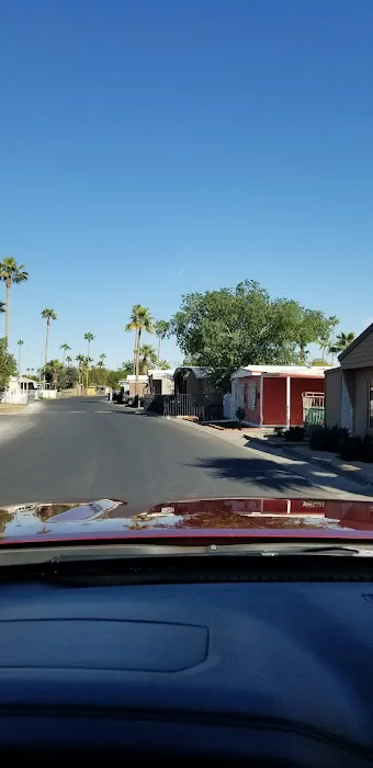 Catalina Village Picture 4