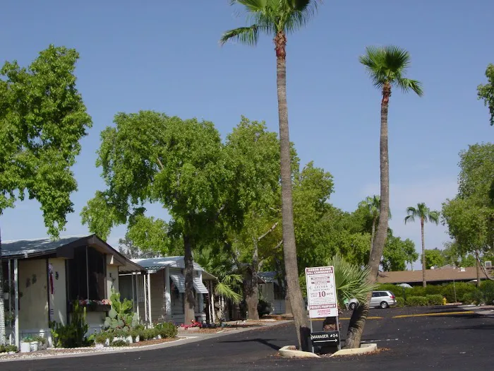 Arbor Manor Mobile Home Park Picture 6