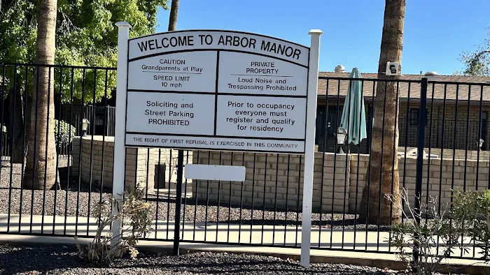 Arbor Manor Mobile Home Park Picture 10