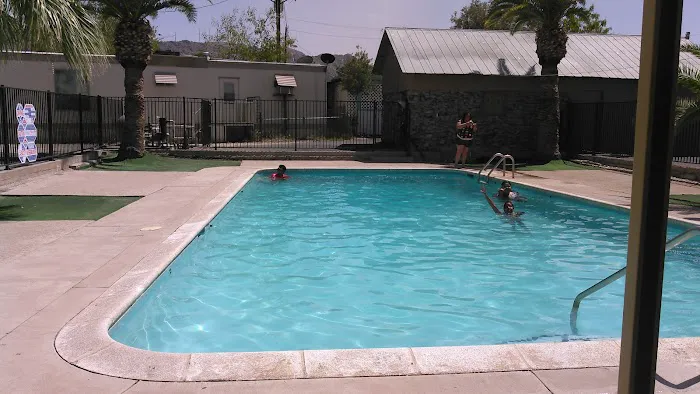 Sky Ridge Mobile Homes Picture 3